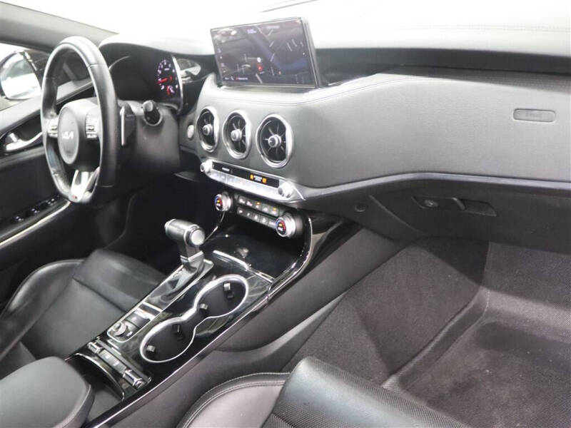 2022 Kia Stinger