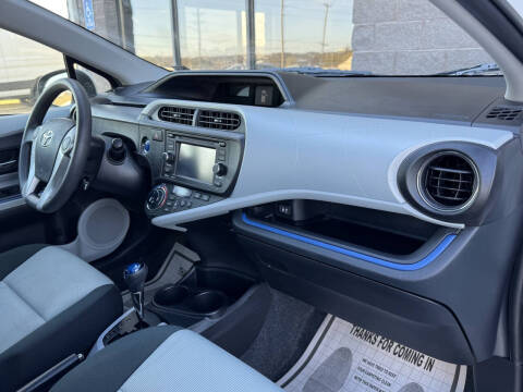 2012 Toyota Prius c Three
