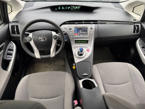 2012 Toyota Prius Two