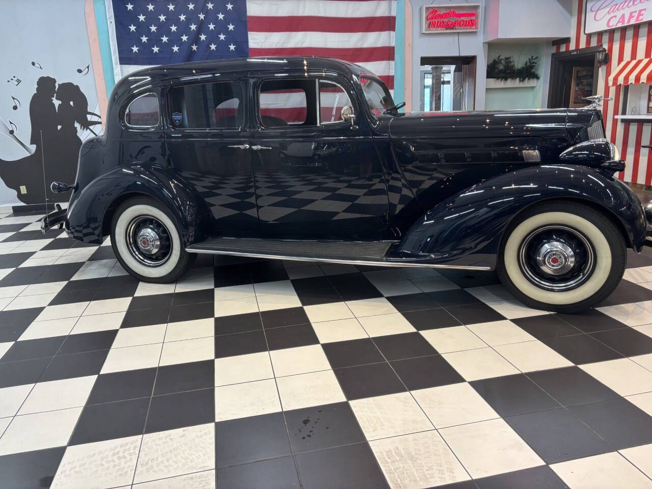 1936 Packard n/a 16