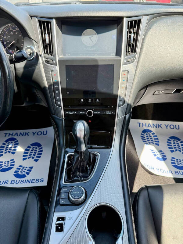 2014 Infiniti Q50 Premium