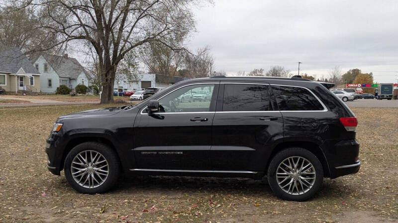 2017 Jeep Grand Cherokee Summit