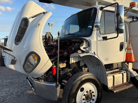 2015 Freightliner M2 106