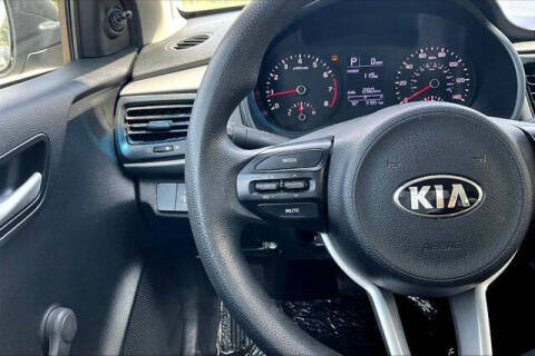2018 Kia Rio 5-Door LX