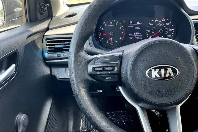 2018 Kia Rio 5-Door LX