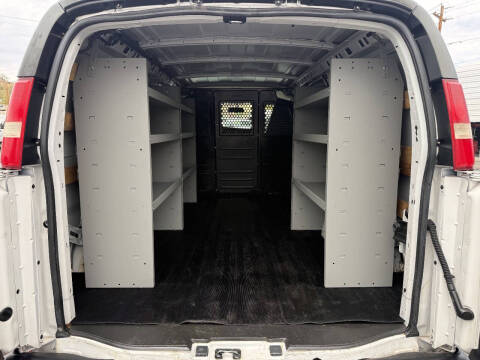 2018 GMC Savana 2500