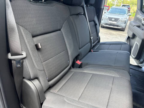 2025 GMC Sierra 1500 Elevation Standard
