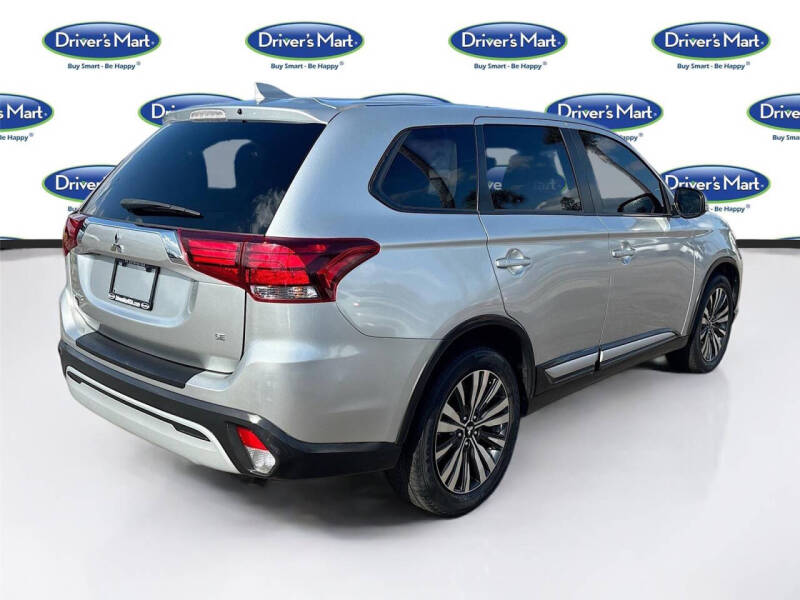 2020 Mitsubishi Outlander SE