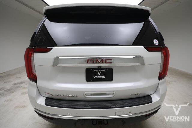 2023 GMC Yukon XL SLT