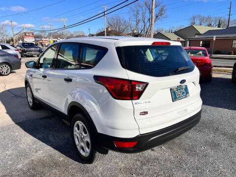 2019 Ford Escape S
