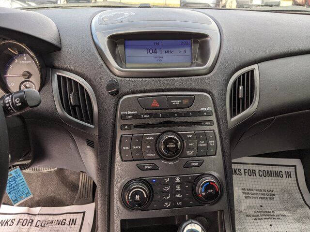 2012 Hyundai Genesis Coupe 2.0T