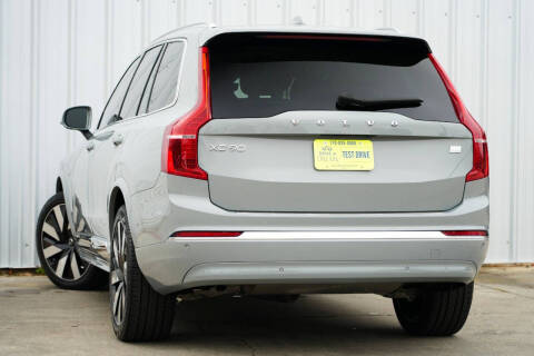 2024 Volvo XC90 Recharge T8 Ultimate Bright Theme 7P