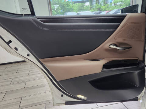 2022 Lexus ES 350