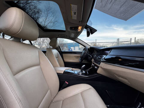 2016 BMW 5 Series 528i