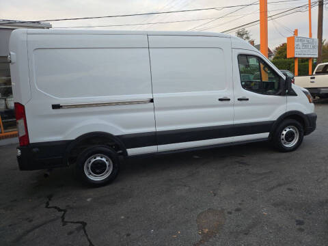 2022 Ford Transit 250