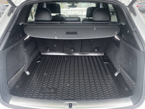 2019 Audi SQ5 3.0T quattro Prestige