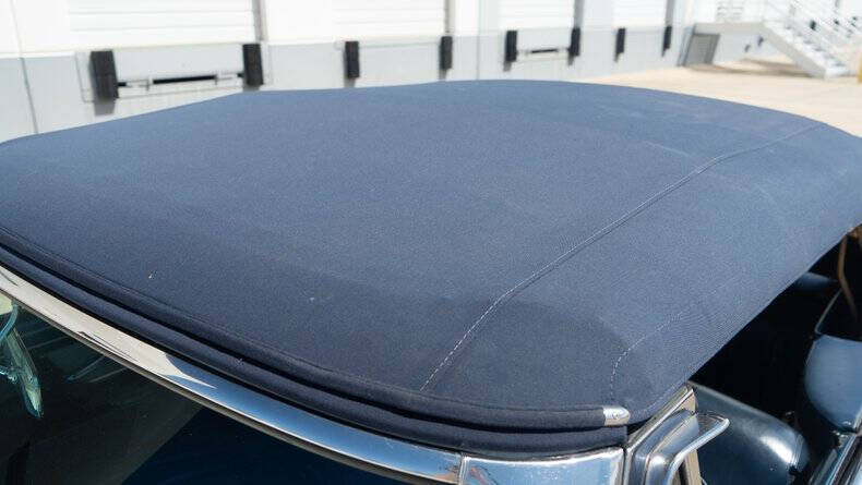 1953 Ford Crestline