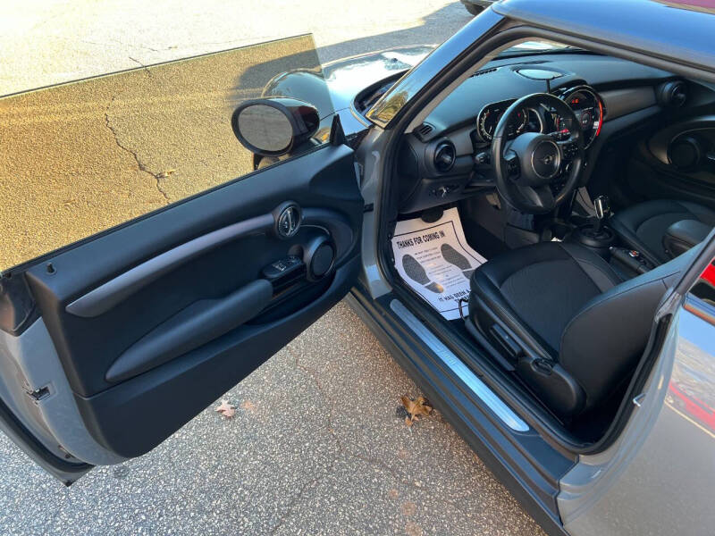 2022 MINI Hardtop 2 Door Oxford Edition