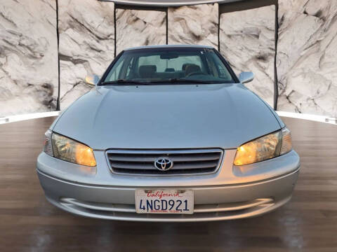 2000 Toyota Camry LE