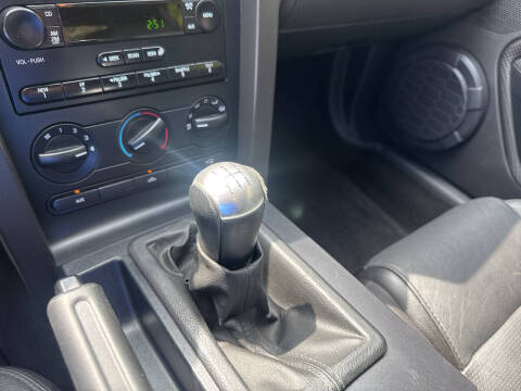 2006 Ford Mustang GT Deluxe