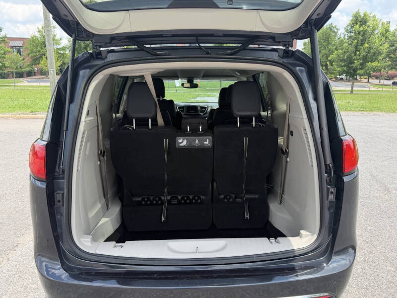 2020 Chrysler Pacifica Touring L