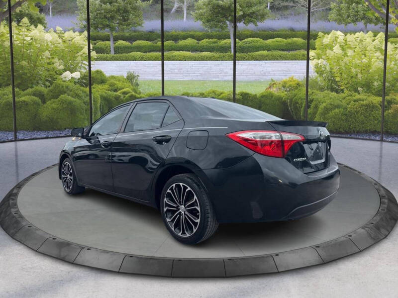 2014 Toyota Corolla S Plus photo 5