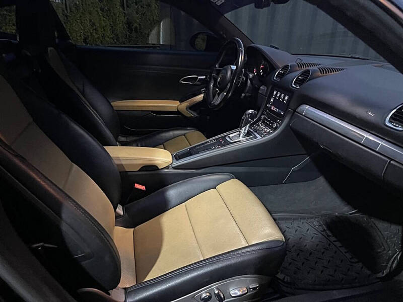 2018 Porsche 718 Cayman