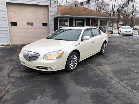 2008 Buick Lucerne for sale at The Car Mart in Milford IN