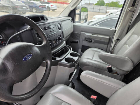 2009 Ford E-Series E-150