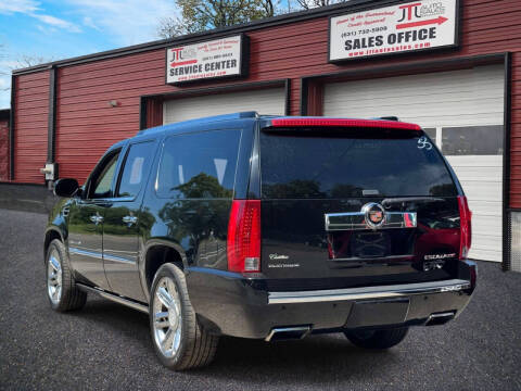 2013 Cadillac Escalade ESV Platinum Edition