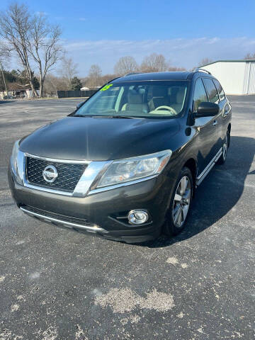 2015 Nissan Pathfinder for sale at RICHARDSON WHOLESALE in Fayetteville TN