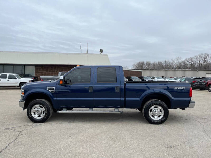 2010 Ford F-250 Super Duty XLT photo 12