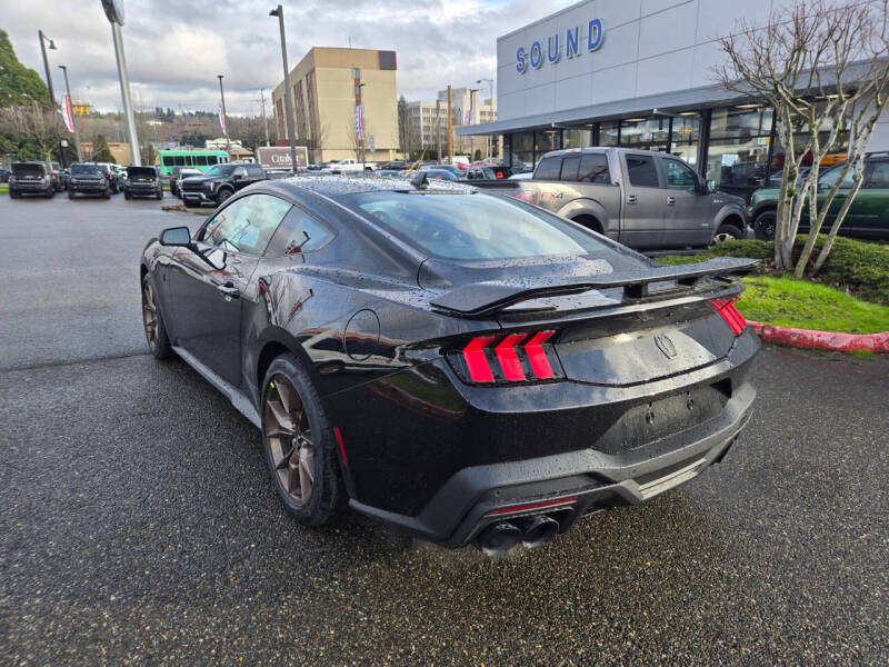 2026 Ford Mustang Dark Horse