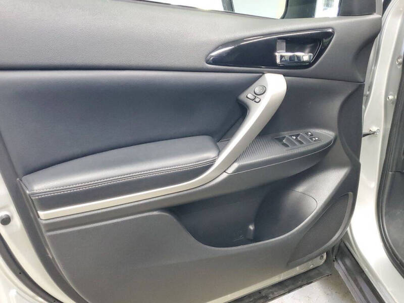2024 Mitsubishi Eclipse Cross SE