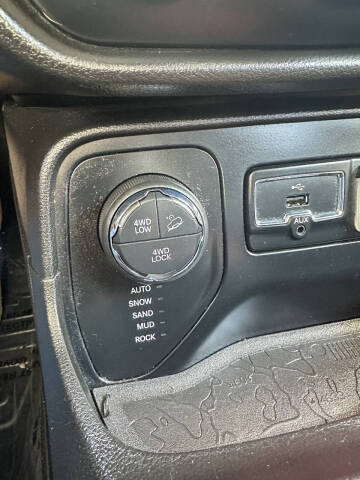 2017 Jeep Renegade Trailhawk