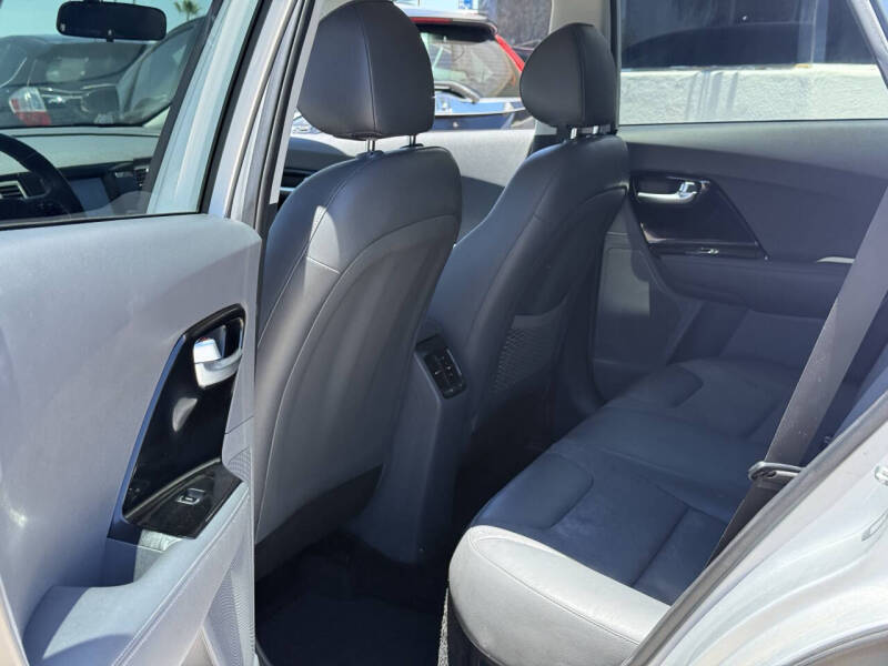 2017 Kia Niro EX