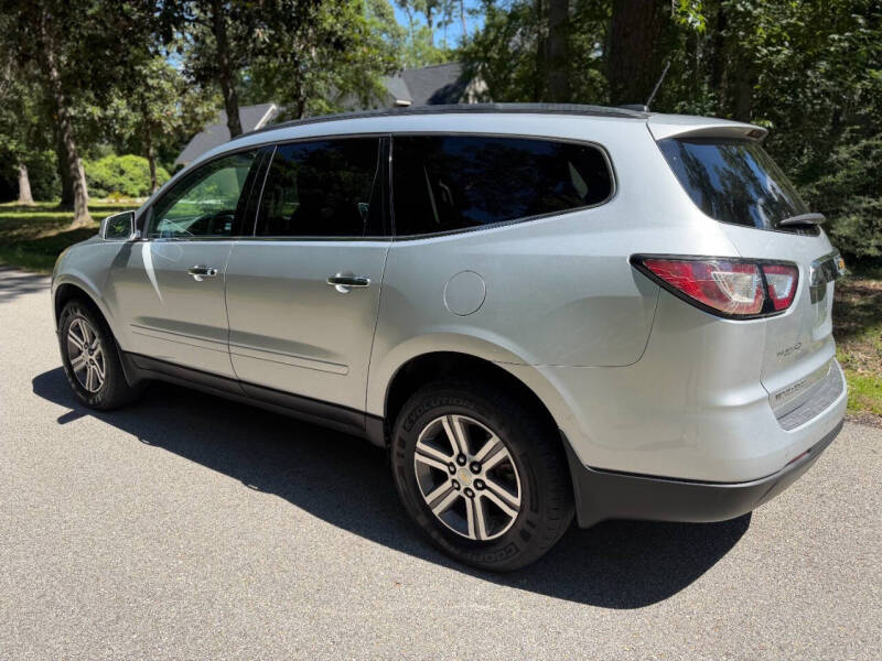 2017 Chevrolet Traverse LT