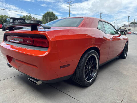 2008 Dodge Challenger SRT8