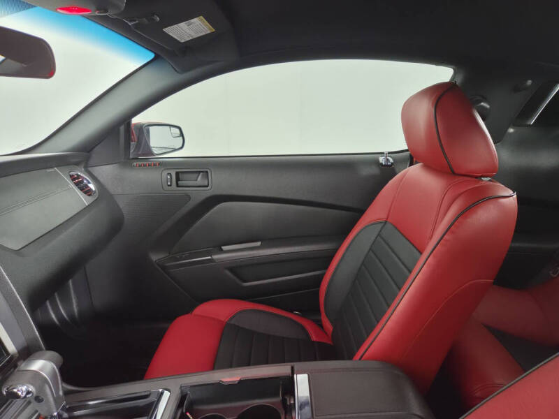 2011 Ford Mustang V6 Premium