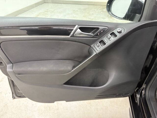 2013 Volkswagen GTI Base PZEV