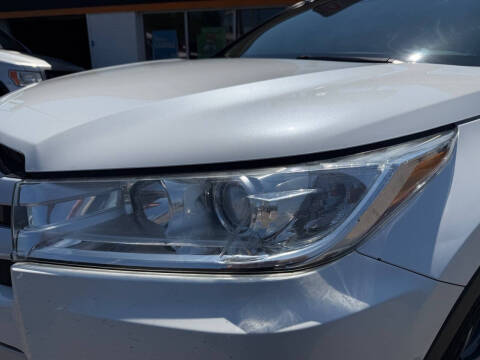 2017 Toyota Highlander XLE