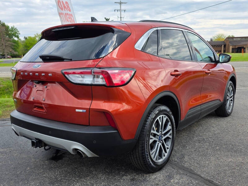2020 Ford Escape SEL