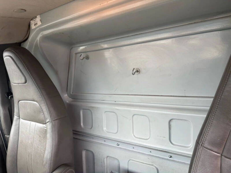 2016 Chevrolet Express 2500