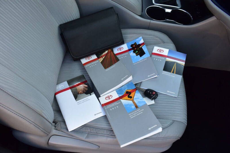 2015 Toyota Highlander LE Plus