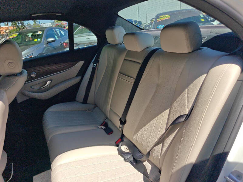 2017 Mercedes-Benz E-Class E 300