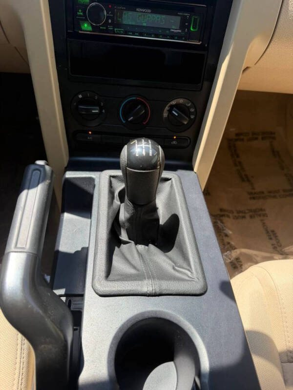 2007 Ford Mustang GT Deluxe