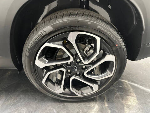 2025 Chevrolet Trax RS