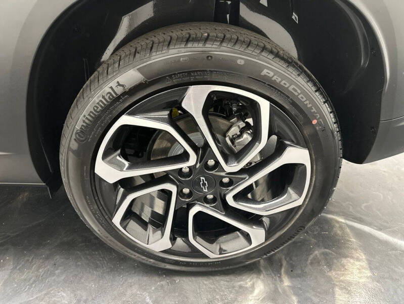 2025 Chevrolet Trax RS