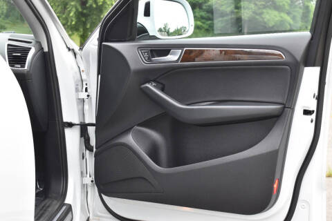 2015 Audi Q5 2.0T quattro Premium Plus