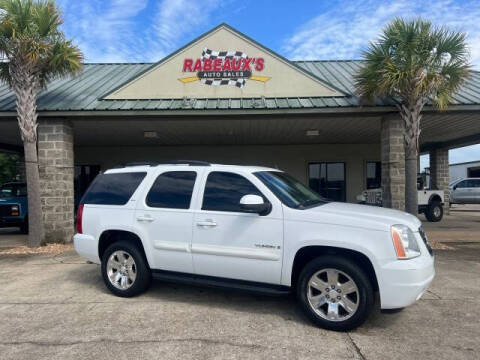 2008 GMC Yukon for sale at Rabeaux's Auto Sales in Lafayette LA